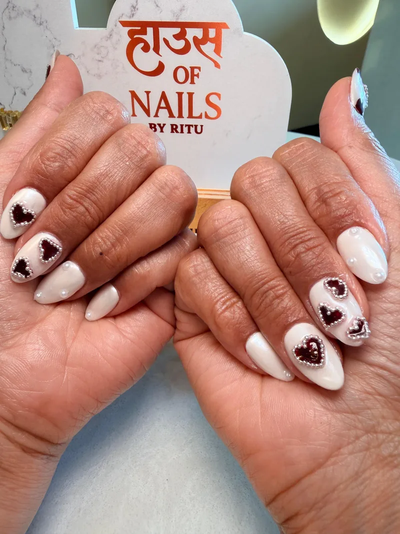 Heart & Bead nails by Haus of Nails by Ritu, Gurgaon