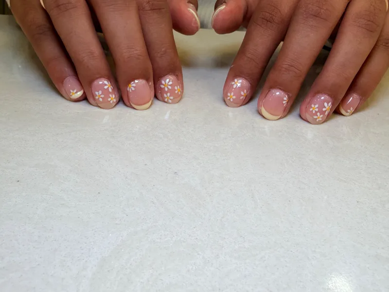 Daisy Tip nails by Haus of Nails by Ritu, Gurgaon